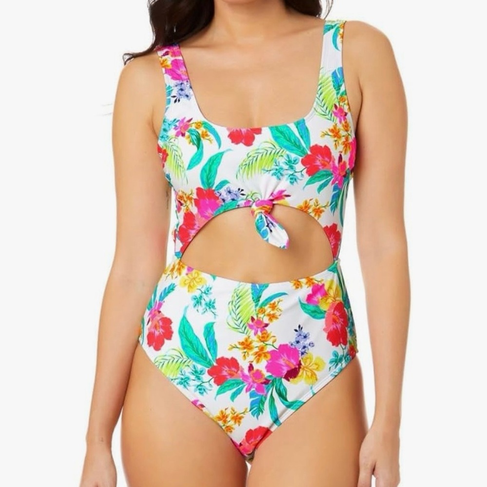 Women’s Salt + Cove Colorful Floral one-Piece Swimsuit. size S